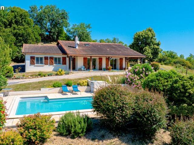 Propriété 5 pièces 149 m²