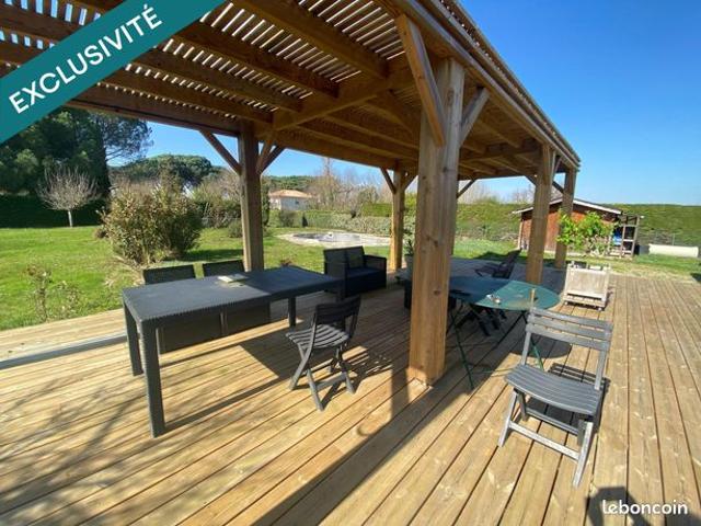 Propriété 5 pièces 140 m²