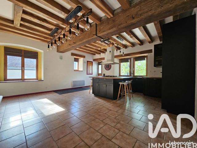 Propriété 5 pièces 140 m²