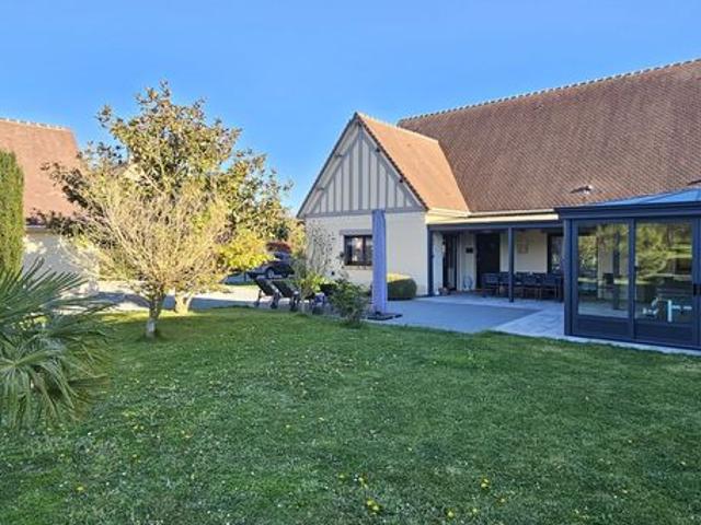 Propriété 5 pièces 140 m²