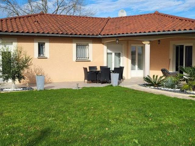Propriété 5 pièces 140 m²