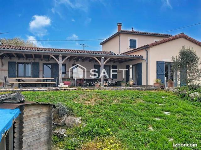 Propriété 5 pièces 140 m²