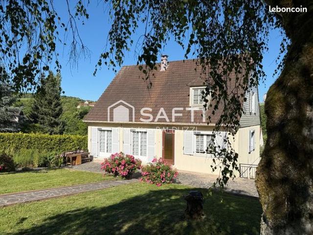 Propriété 5 pièces 140 m²