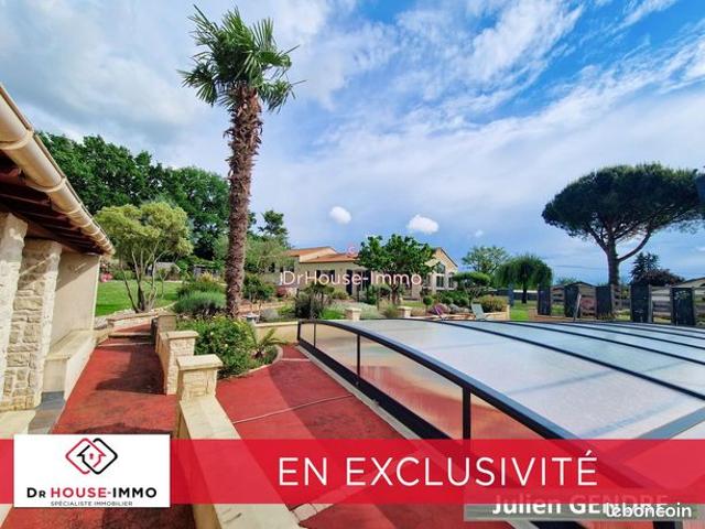 Propriété 5 pièces 140 m²