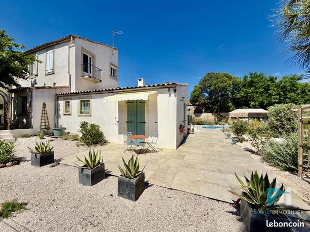 Propriété 5 pièces 140 m²