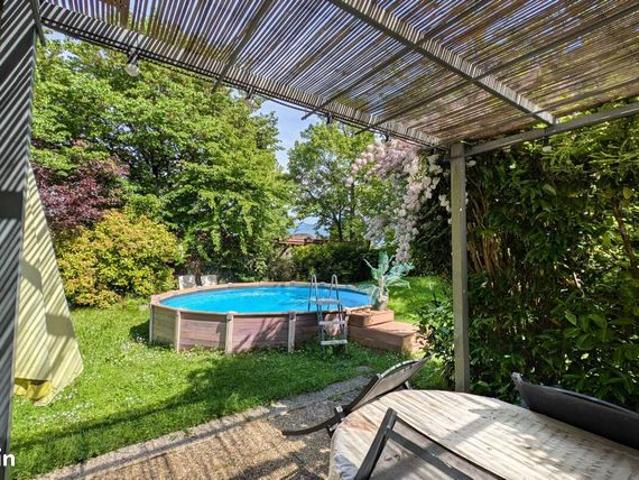 Propriété 5 pièces 140 m²