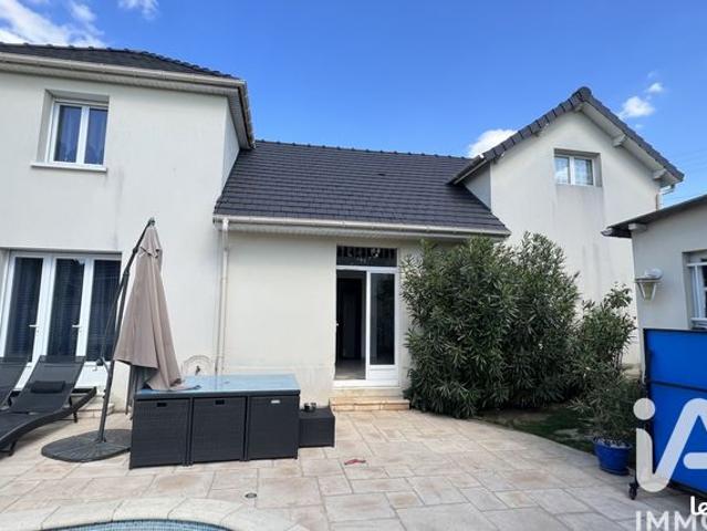 Propriété 5 pièces 140 m²