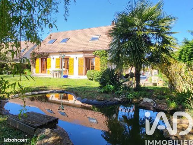 Propriété 5 pièces 140 m²