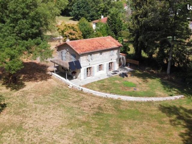 Propriété 5 pièces 140 m²