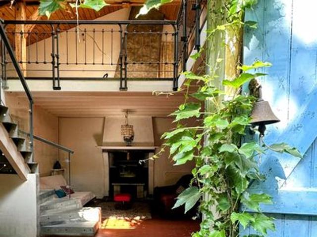Propriété 5 pièces 141 m²