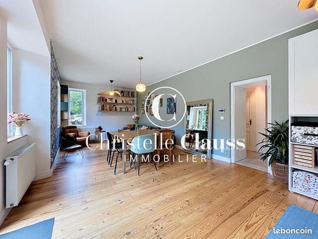 Propriété 5 pièces 141 m²