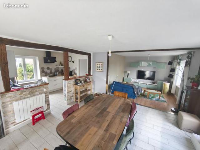 Propriété 5 pièces 141 m²