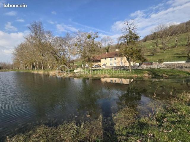 Propriété 5 pièces 141 m²