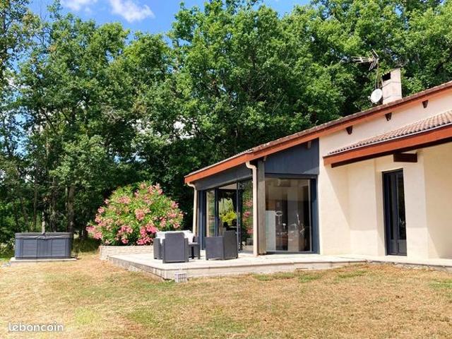 Propriété 5 pièces 142 m²