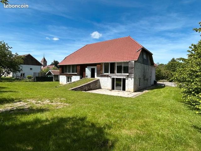 Propriété 5 pièces 142 m²