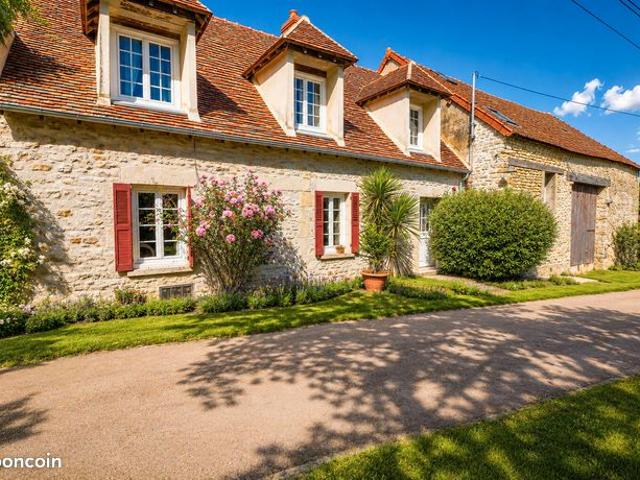 Propriété 5 pièces 142 m²