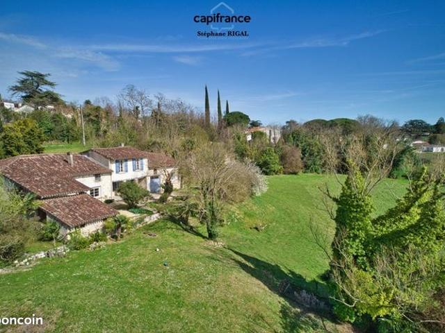 Propriété 5 pièces 142 m²
