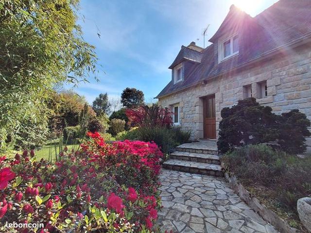 Propriété 5 pièces 142 m²