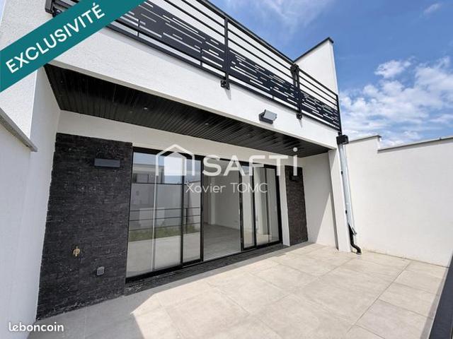 Propriété 5 pièces 142 m²
