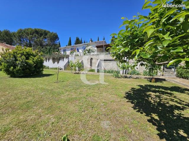 Propriété 5 pièces 143 m²