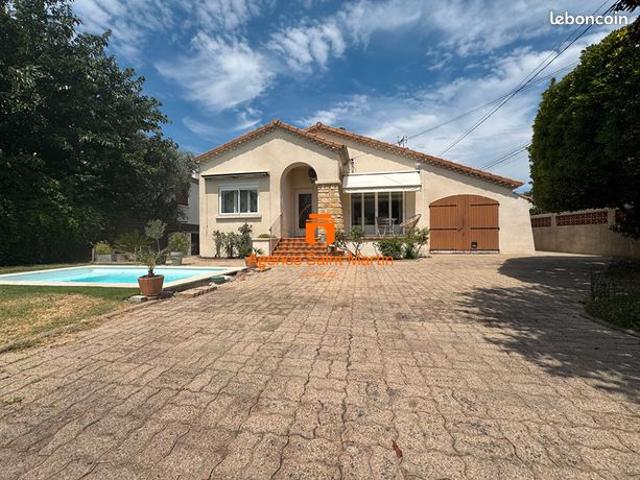 Propriété 5 pièces 143 m²