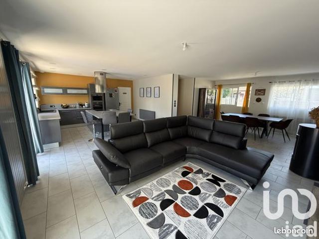 Propriété 5 pièces 143 m²