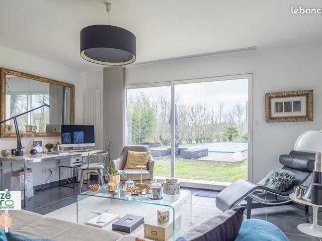 Longère 5 pièces 143 m²