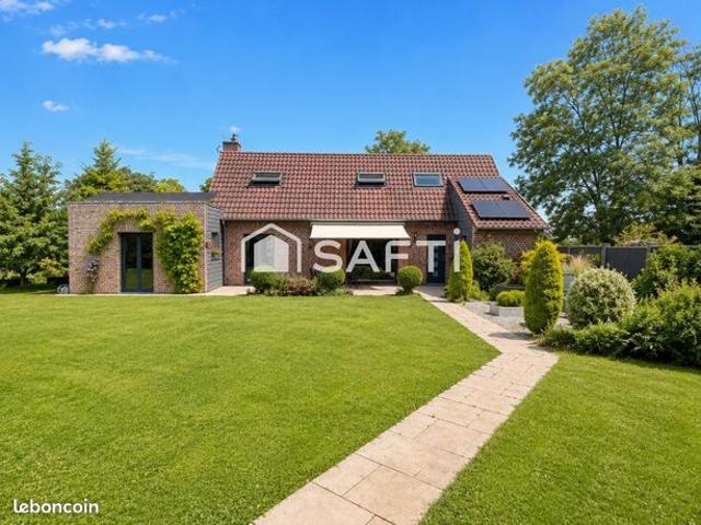 Propriété 5 pièces 143 m²