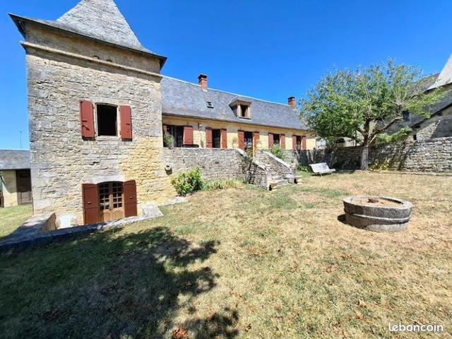 Propriété 5 pièces 143 m²