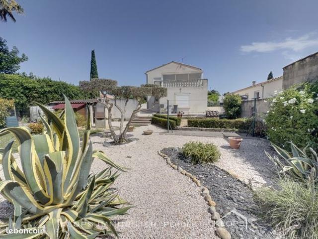 Propriété 5 pièces 143 m²