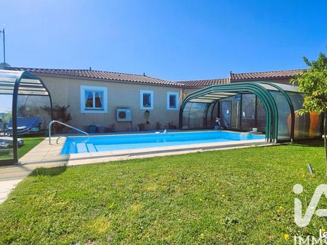 Propriété 5 pièces 143 m²