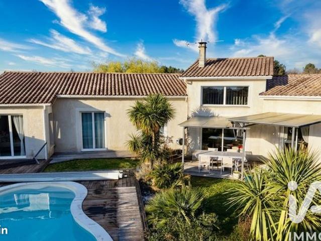 Propriété 5 pièces 154 m²