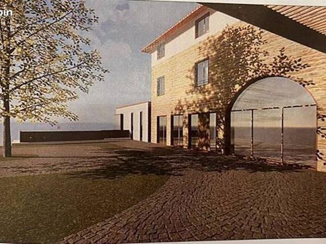 Propriété 5 pièces 154 m²