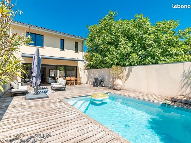 Propriété 5 pièces 154 m²