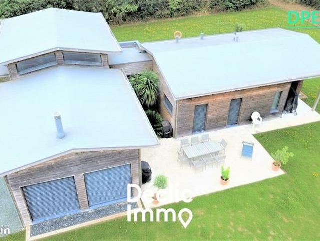 Propriété 5 pièces 154 m²