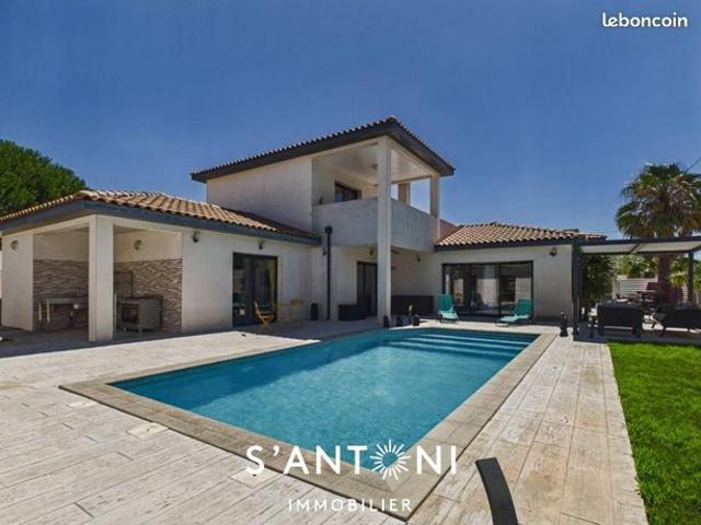 Propriété 5 pièces 155 m²