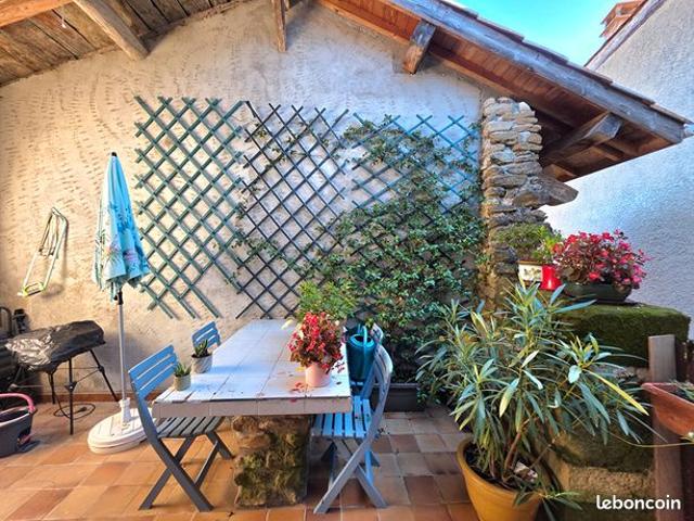 Propriété 5 pièces 155 m²