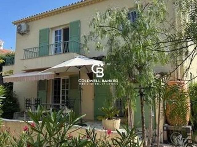 Propriété 5 pièces 155 m²