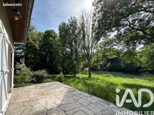 Propriété 5 pièces 155 m²