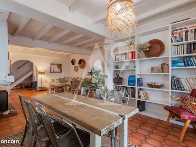 Propriété 5 pièces 155 m²