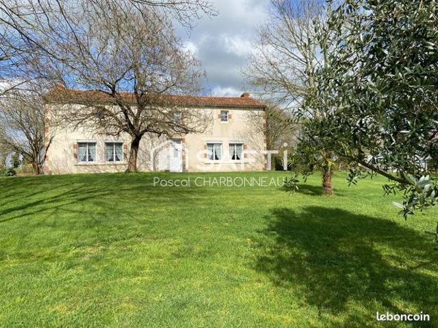 Propriété 5 pièces 156 m²
