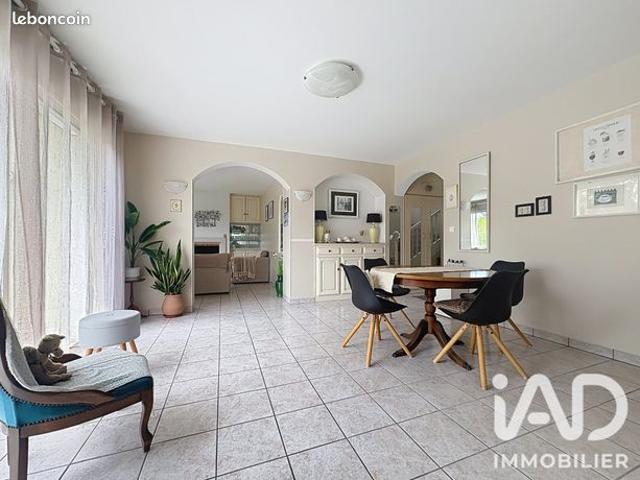 Propriété 5 pièces 156 m²