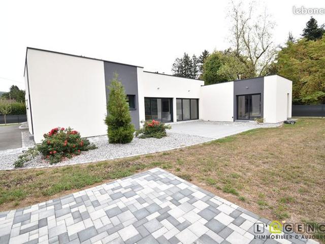 Propriété 5 pièces 156 m²