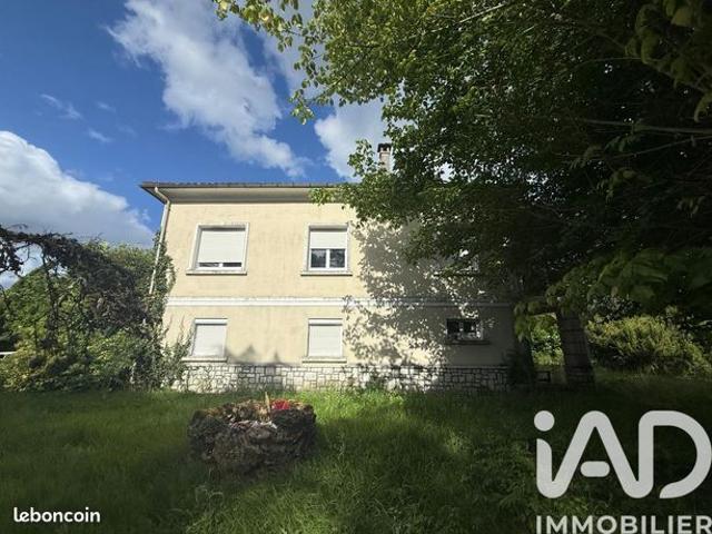 Propriété 5 pièces 156 m²