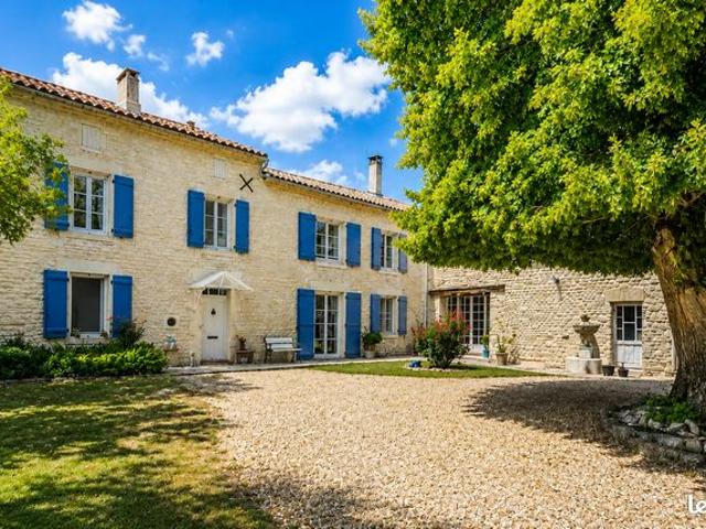 Propriété 5 pièces 157 m²