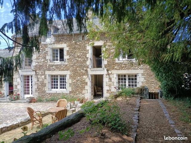Propriété 5 pièces 157 m²