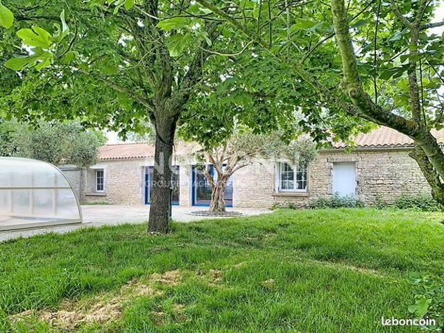 Propriété 5 pièces 157 m²