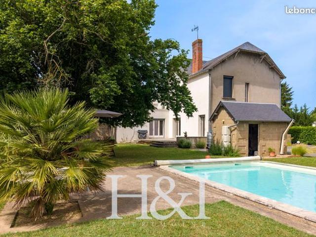 Propriété 5 pièces 158 m²