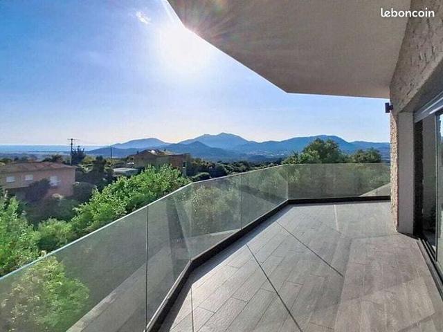 Propriété 5 pièces 158 m²