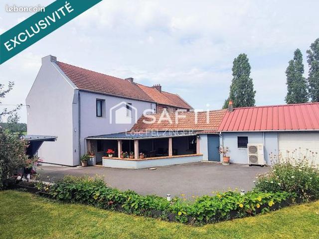 Propriété 5 pièces 158 m²